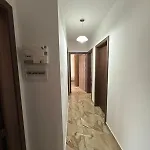 Apartment 3-bedroom In M3 *