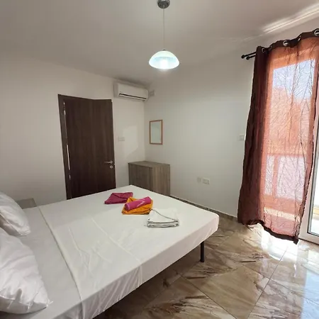 Apartman 3-bedroom In M3 Msida