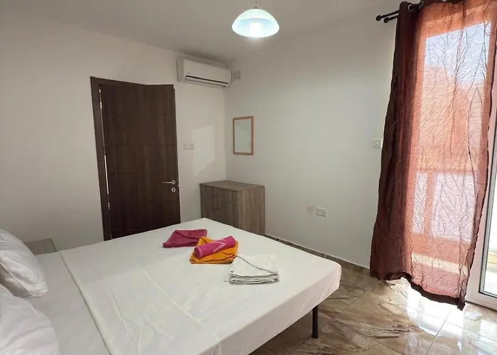 Apartamento 3-bedroom In M3 Msida